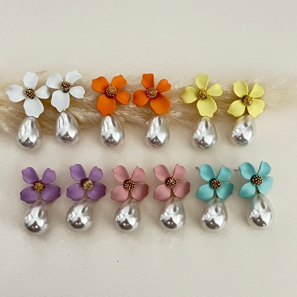 Elegant Floral & Pearl Drop Earrings - Coquette Small Earrings - Flower Earrings - Picture 1 of 16